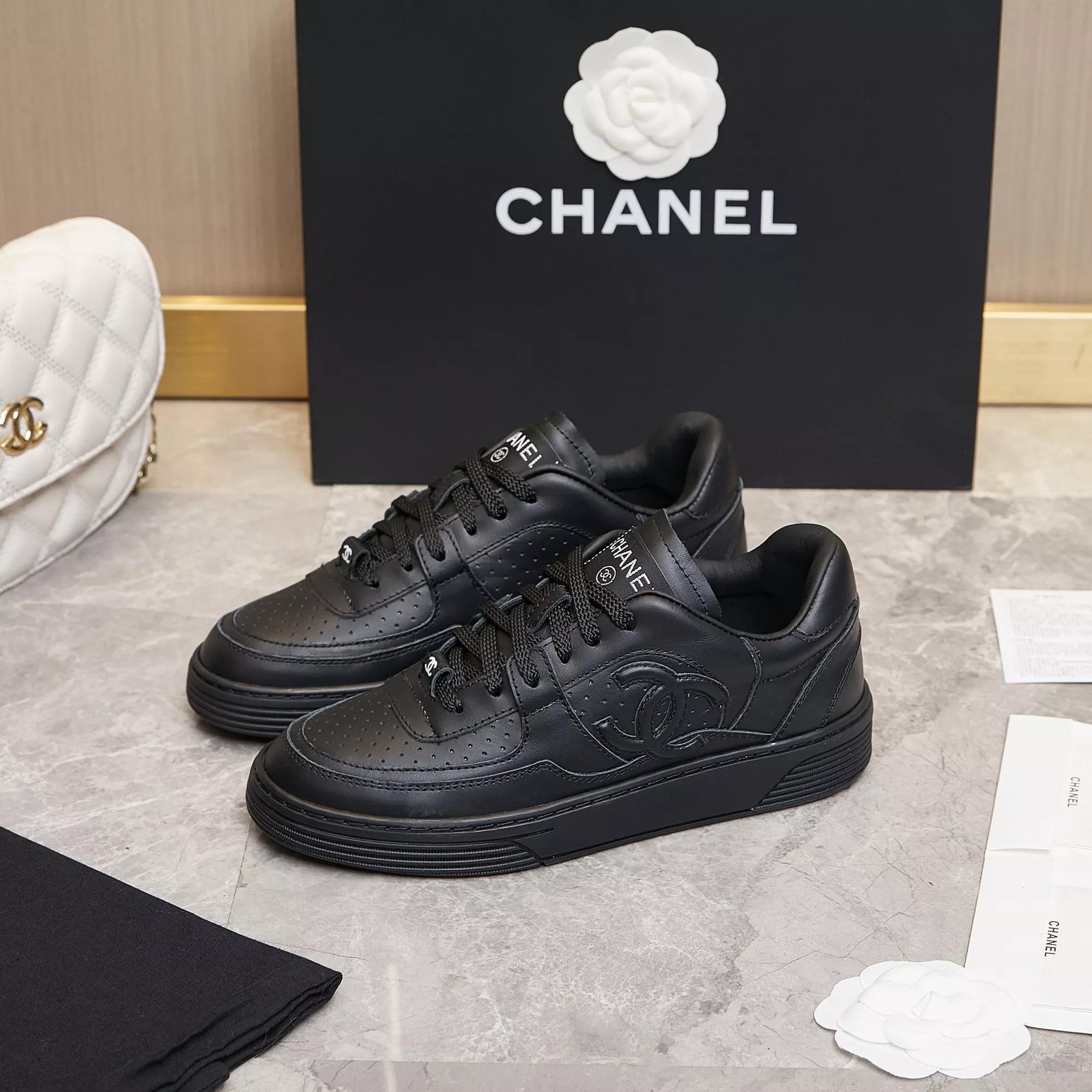 chanel decontractees chaussures pour homme s_12760713